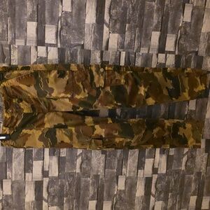 Anthropologie Olive and Brown Camo Patterned Pants. Size 26
